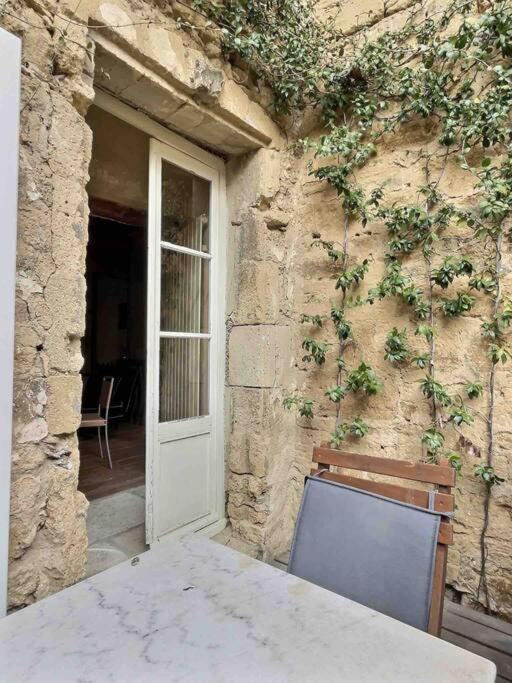 Chez Lydia - Loft Cosy, Depart Canoe A Pied, Proche Pont-Du-Gard Et Uzes Remoulins Eksteriør bilde
